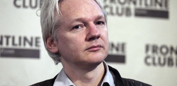 Ekvador Assange'ın iltica başvurusunu kabul etti