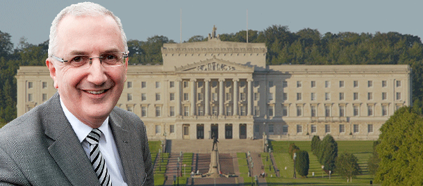 Kuzey İrlanda yönetiminde IRA krizi istifa getirdi